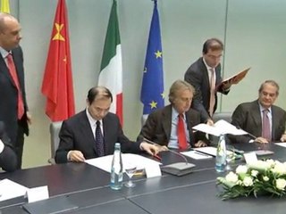 Autosital - Signature d'un accord entre Ferrari et le parc des expositions de Shangaï
