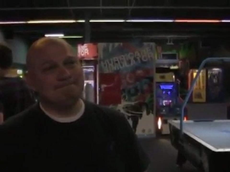 wazees world hints in laser tag area.mp4