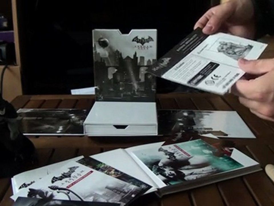Unboxing du collector de Batman Arkham City French