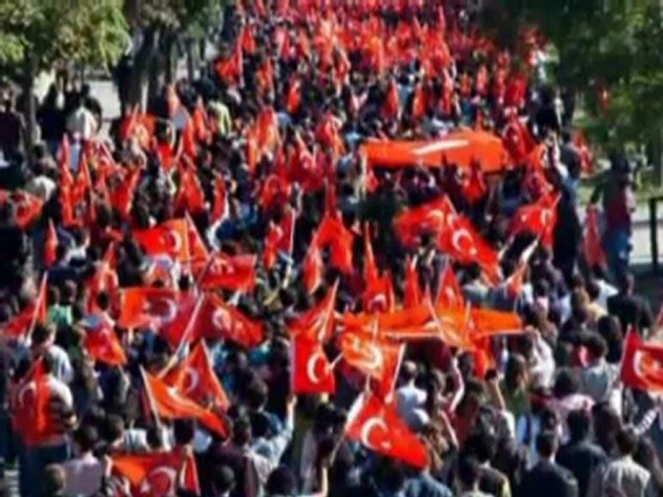 Aziz Şehitlerimize...Ozan Cumali