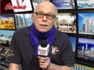 L’Emir du Qatar se prend pour le Roi du macadam.