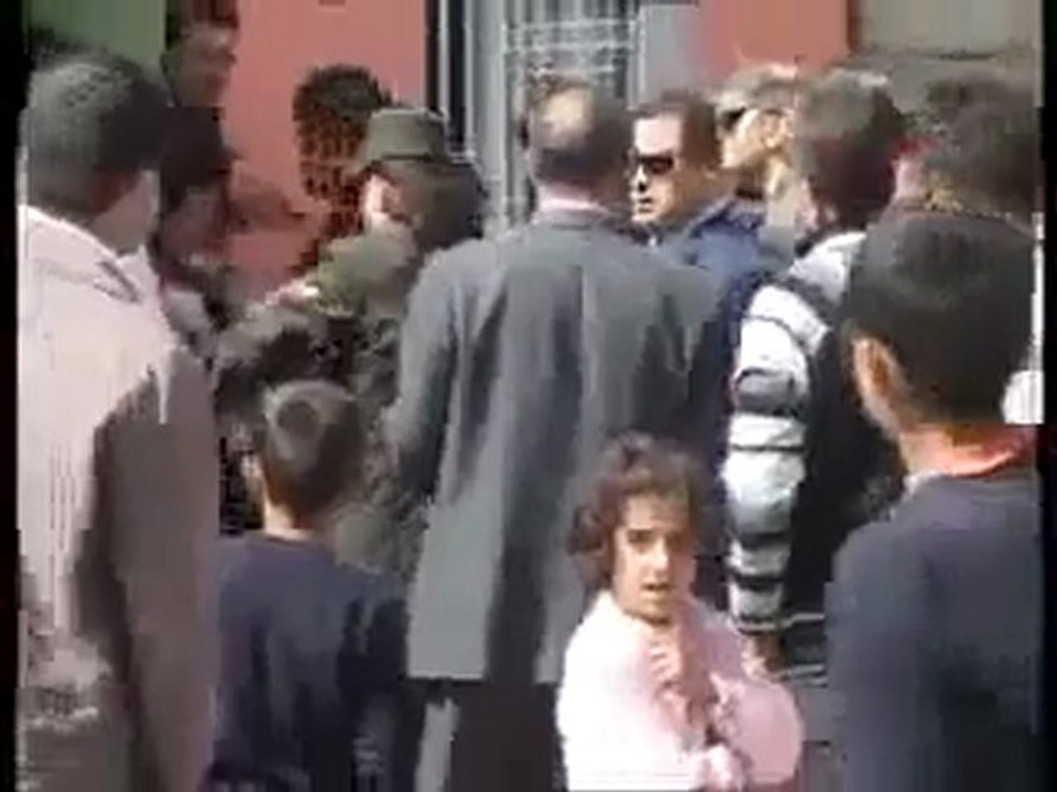 Ailelere Böyle Veriliyor '' ŞEHİT '' Haberi.