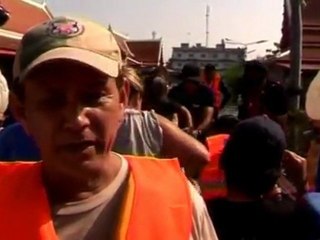 Thai activists rescue flood animals