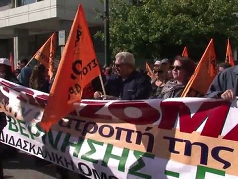 Greece protests resume on key austerity vote day