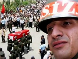 Gelir Diye Beklediğim Yavrumu, Kahpe Eşkiyalar Vurmuşlar..