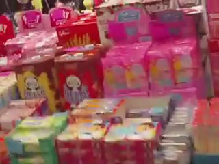 Colossal Con Video Randomness 18 - Dealer's Room Take 2