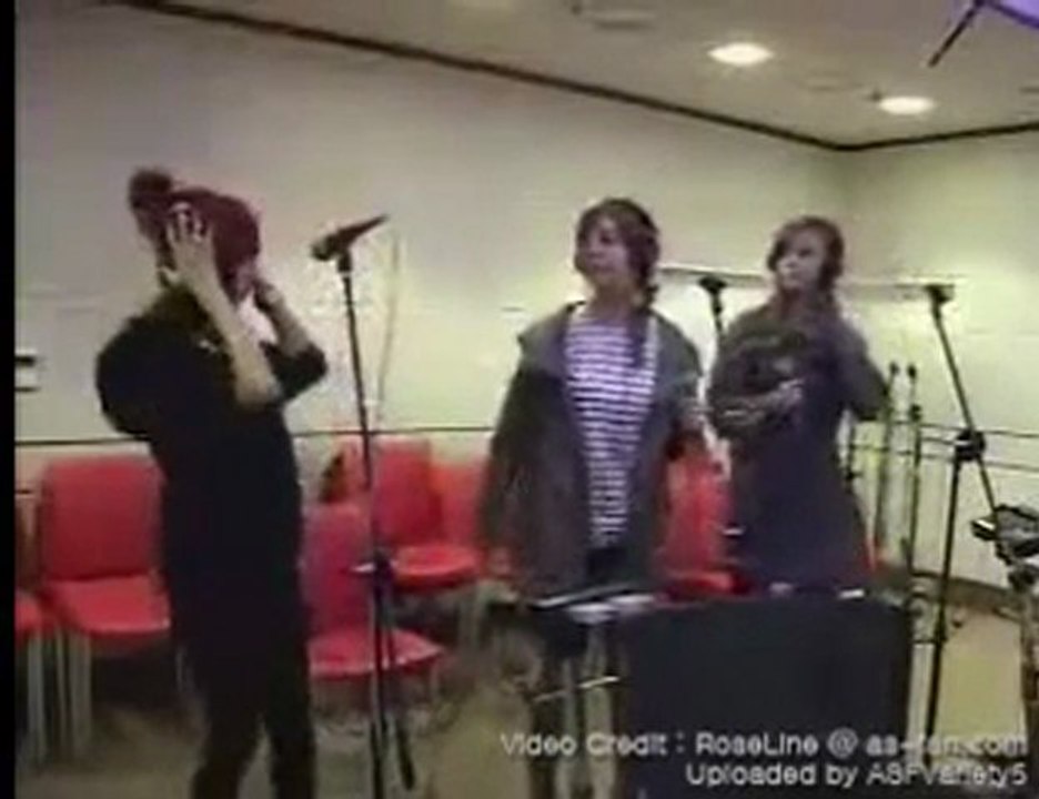 [1/3] 111020 Orange Caramel @ ShimShimTaPa Radio