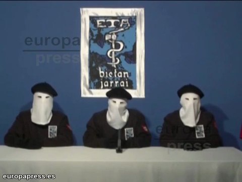 ETA anuncia cese definitivo de su actividad armada