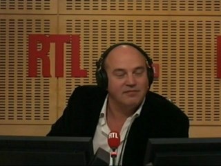 "Marc Lievremont est-il comparable à Raymond Domenech ou à Aimé Jacquet ?" : le "Débat" avec Christophe Dominici et Pierre Salviac, les consultants rugby de RTL