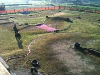 Vierzon le 16/10/2011 Qualif 4x4 TT 1/8 Elec