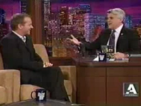 Kiefer Sutherland Jack Bauer drop the gun