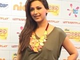 Sonali Bendra Caught Without UNDERWEAR