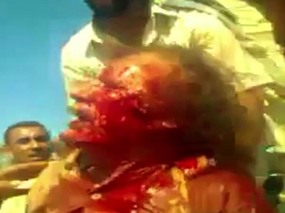 Gaddafi gelyncht? video zeigt ihn noch lebend
