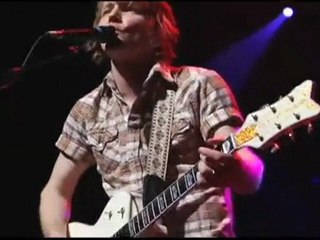 Luke Doucet - "First Day In the New Home Town" Live at the Mod Club