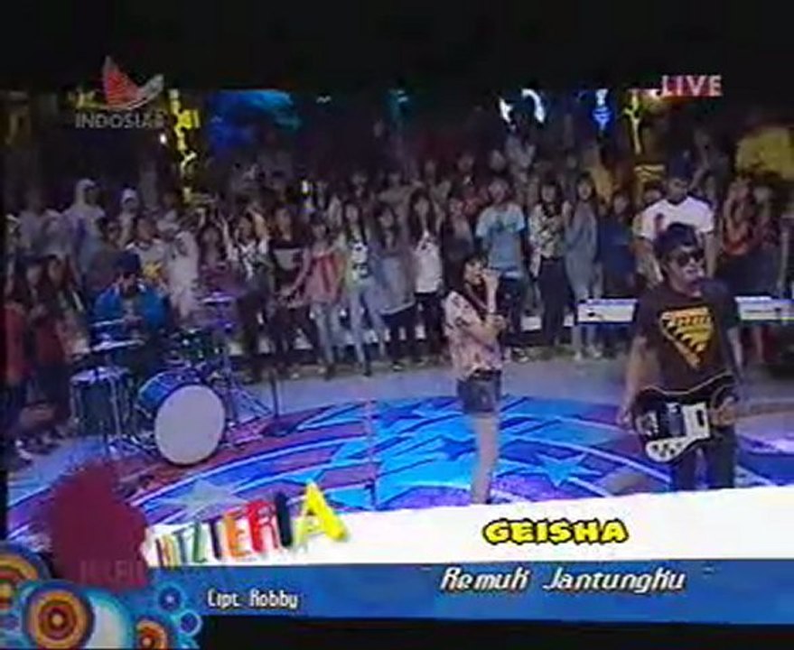 geisha @ hitsteria 21-10-2011 remuk jantungku