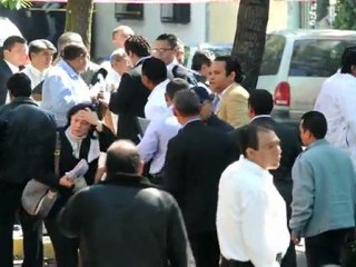 Queda de helicóptero mata 2 no México