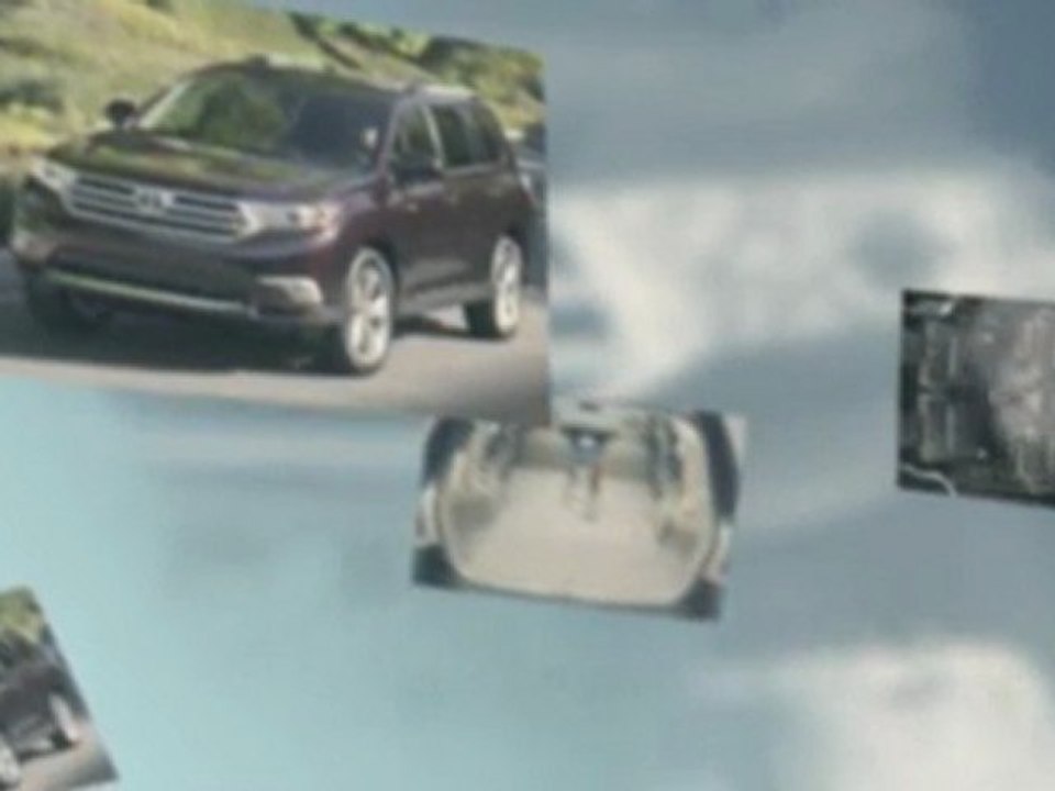 The 2011 Toyota Highlander from Colonial Toyota in Milford, CT