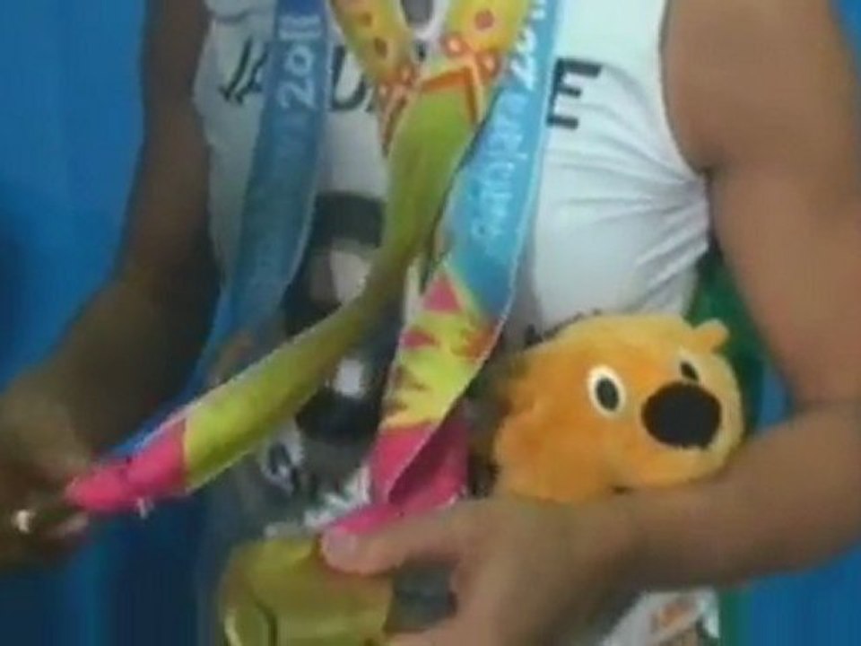 Com duas medalhas, Fabi torce por encontro com Jaqueline - Rumo a 2012 - Terra