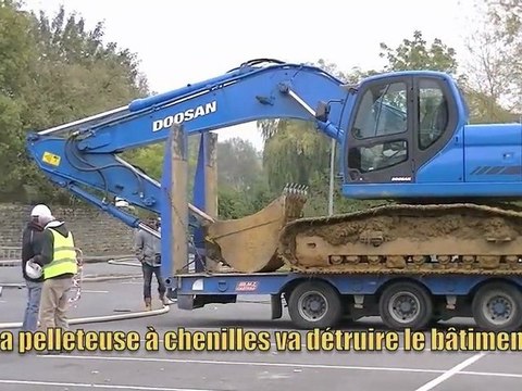 Sedan incendie avenue Zola 221011