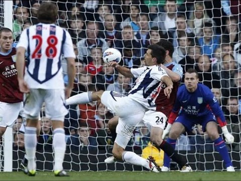 Aston Villa 1-2 Westbrom Bent,Olsson,Scharner scored, Herd sent-off