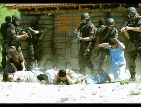 SANA SOZ KANIN YERDE KALMAYACAK SEHIDIM SOZUNU iLKE EDiNMiş ''''''POLIS ÖZEL HAREKAT''''''IN TERÖRLE MÜCADELE İÇİN ÖNÜ AÇILSIN ULAN BİR İŞ BECEREMEYEN REZİL !!! CANINI BU ANLAMDA MİLLETİNE TORAĞINA SİPER EDEN BU TEŞKİLATIN ÖNÜNDEN Ç