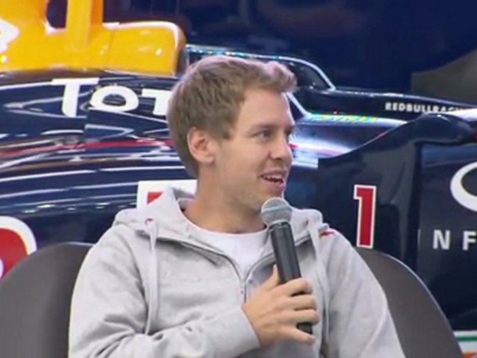 Vettel returns to Red Bull racing factory [19 October]