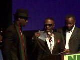 2face Idibia accepting Award @ NEA 2010