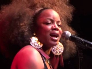Leela James - Don't Speak (Live @ Bizz'Art) [2011-10-22]