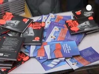 Manifestantes rusos acusan al gobierno de haber...