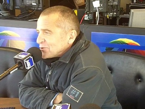 Jean Maurel, directeur de Transat Jacques Vabre 2011 au micro de France Bleu (2).