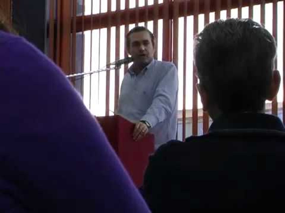 Napoli - De Magistris incontra i lavoratori dell'Ansaldo Breda