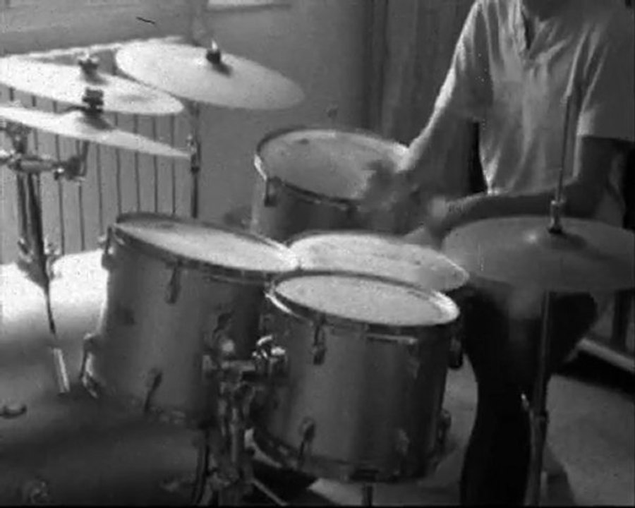 Reprise du lac des cygnes de tchaïkovsky - Guitarre/ Batterie.  Swan's Blues - H.B.M.