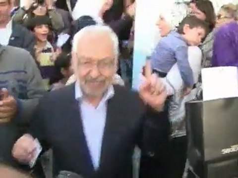 Tunisie : le chef du parti islamiste Ennahda hué par la foule