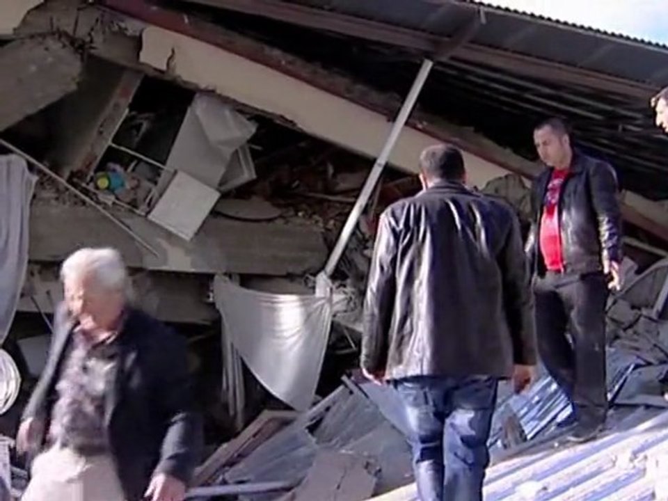 Erdbeben in der Türkei: Bis zu 1000 Tote befürchtet