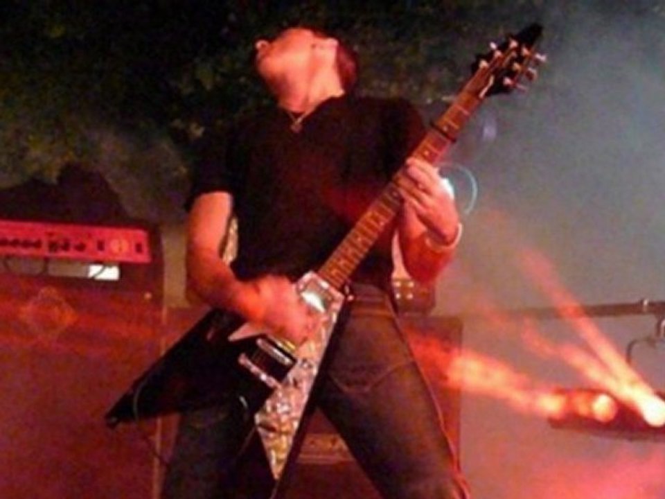 Mon film living in hell clip video