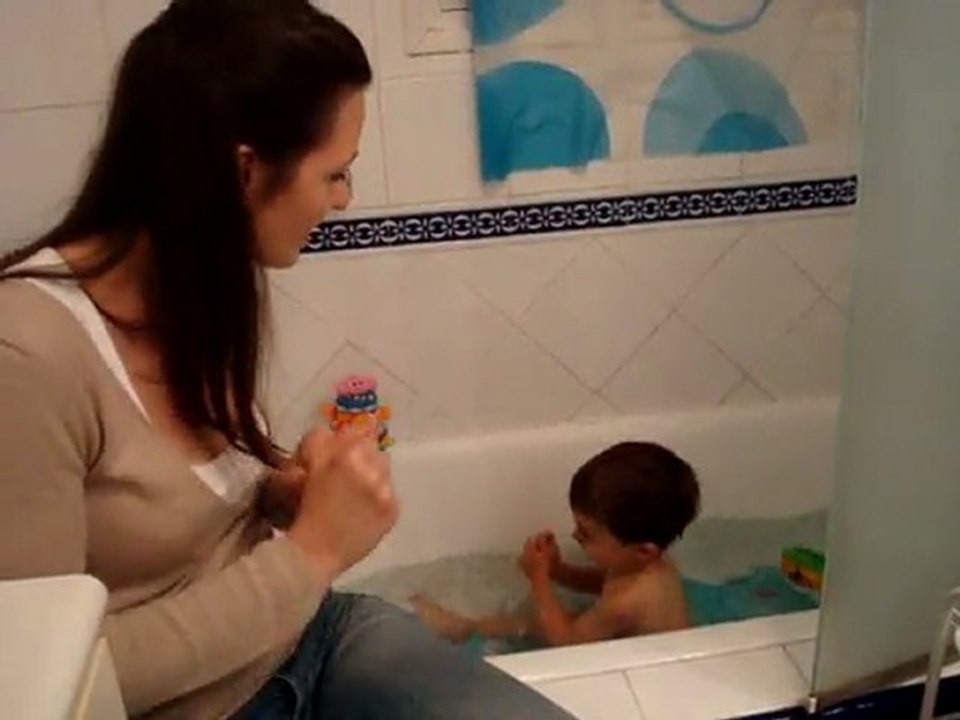 Les petits poissons dans l'eau...
