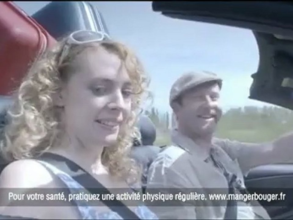 chemtrails subliminal dans la pub CANTAL FROMAGE