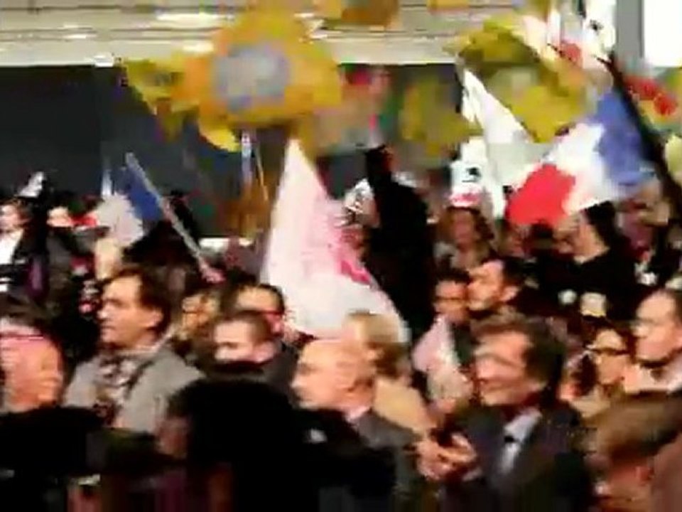Ambiance à Convention d'investiture de François Hollande