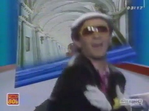 Laroche Valmont - T'as le look Coco