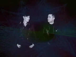 Miss Kittin & The Hacker- Stock Exchange (woman)