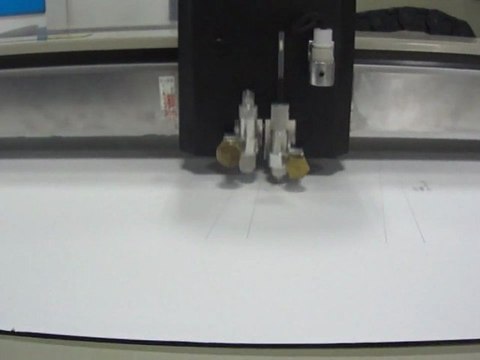 Footwear pattern cutting machine