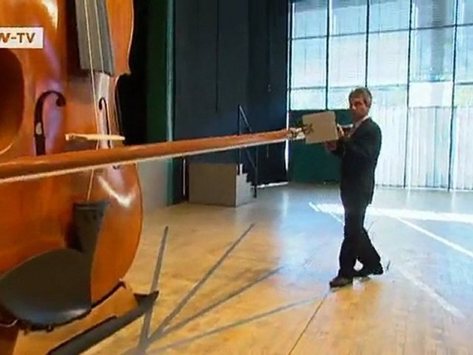 Musical record breaker | euromaxx