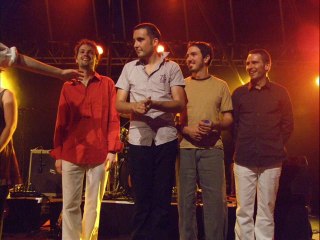 VINCE AND THE FROGS,teaser album "travel on"