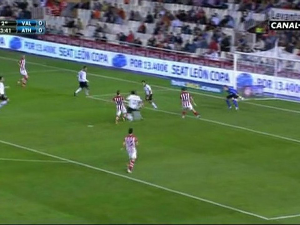 VAL vsATH: Salida de Amorebieta (min. 48)