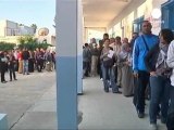 Moderate Islamists lead Tunisia's historic poll