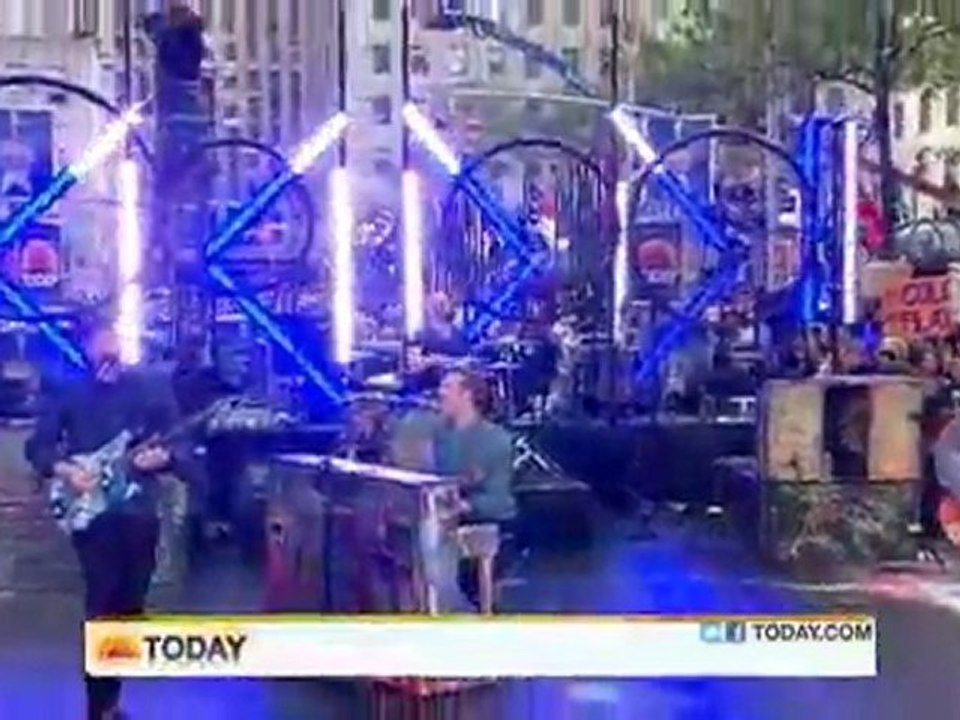 2011-10-12 The Today Show - Paradise