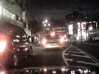 街宣途中に後ろのヘバリ付きパッシング者も糾弾・・h231024