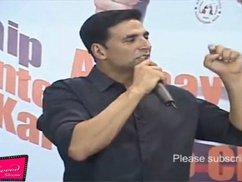 Championship Trophy Of Akshay Kumar International Invitational Karate Championship 2011