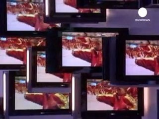 Euro zone business activity shrinks further