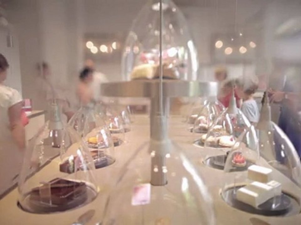 Louis Vuitton City Guide 2011 - Paris, le Saint-Honoré (Version française)